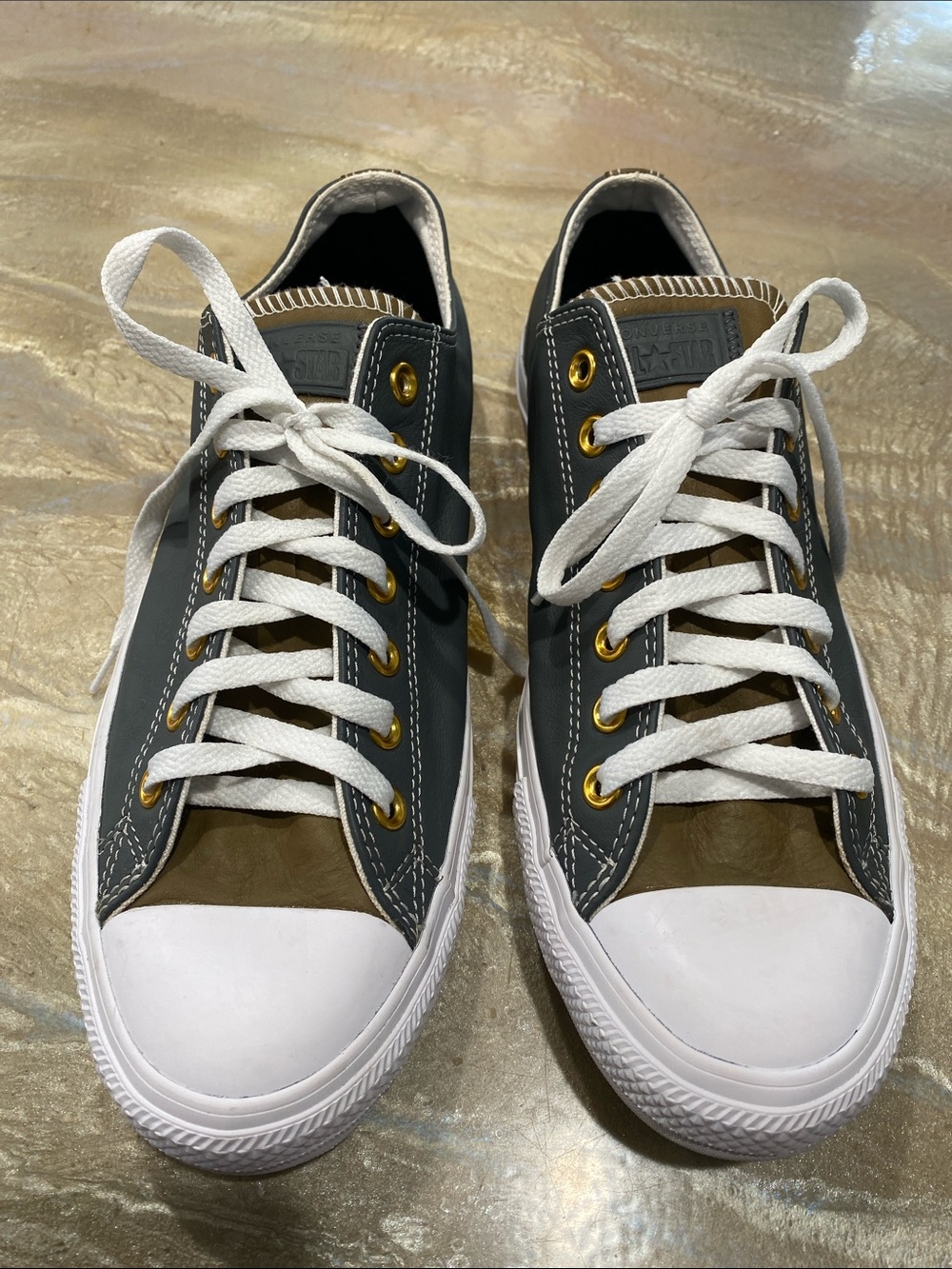 Converse CT All Star sneakers
Grey & Olive Green Leather Men’s 10 Women’s 12